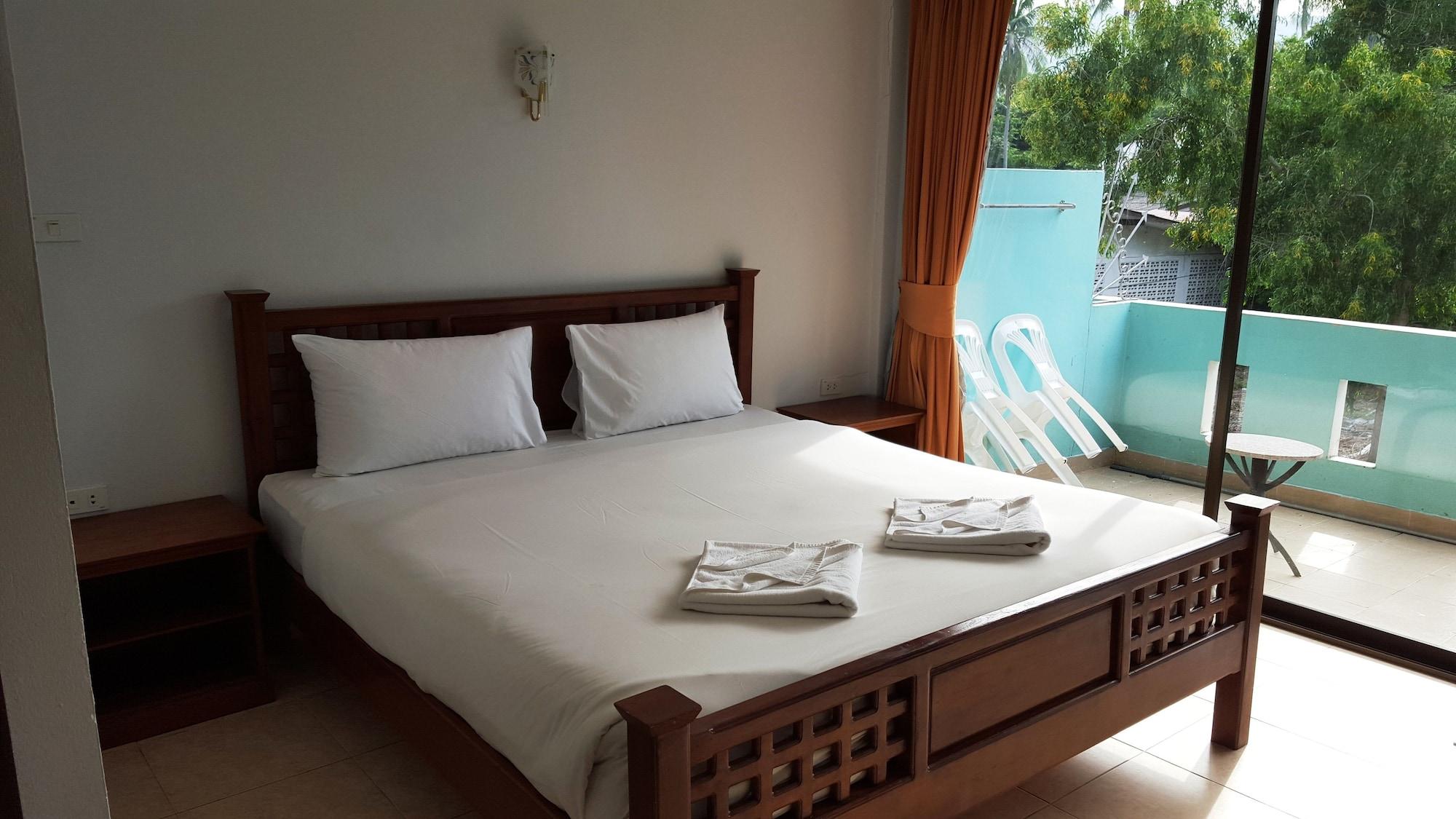 Holiday Guest House Chaweng  Exterior photo