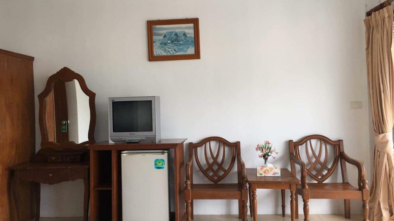 Holiday Guest House Chaweng  Exterior photo